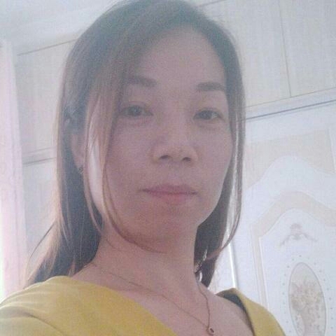 章浣碧的第一张照片--阳新闪婚服务中心